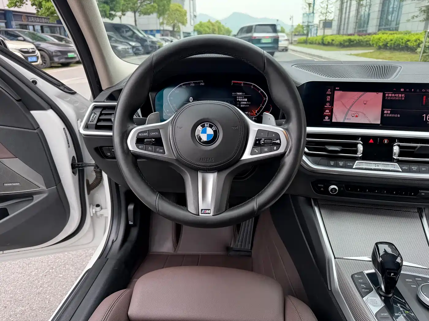 BMW 3 Series 2020 325Li M Sport Black Night Package фото 16