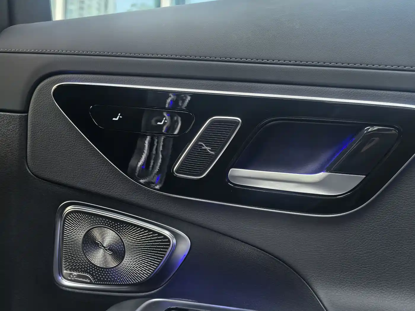 Mercedes-Benz C-Class 2026 C 260 L Sport фото 18