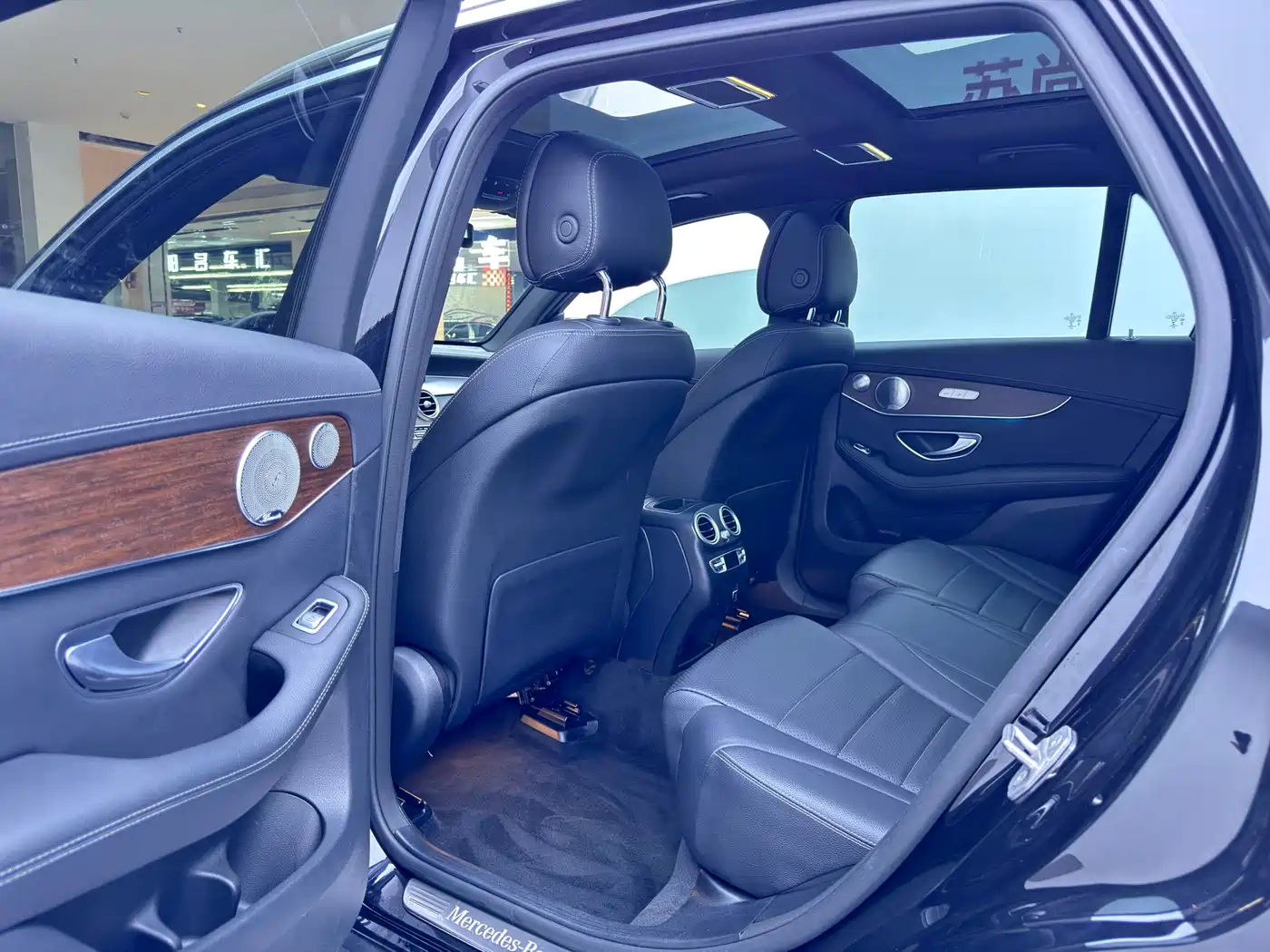 Mercedes-Benz GLC 2021 GLC 300 L 4MATIC Sporty фото 12