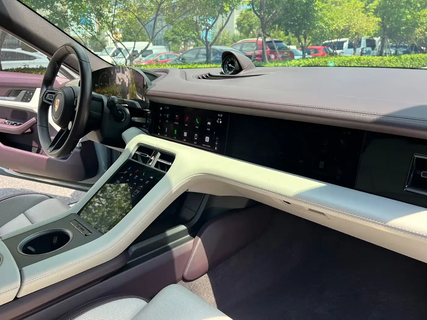 Porsche Taycan 2024 2024 Taycan 4