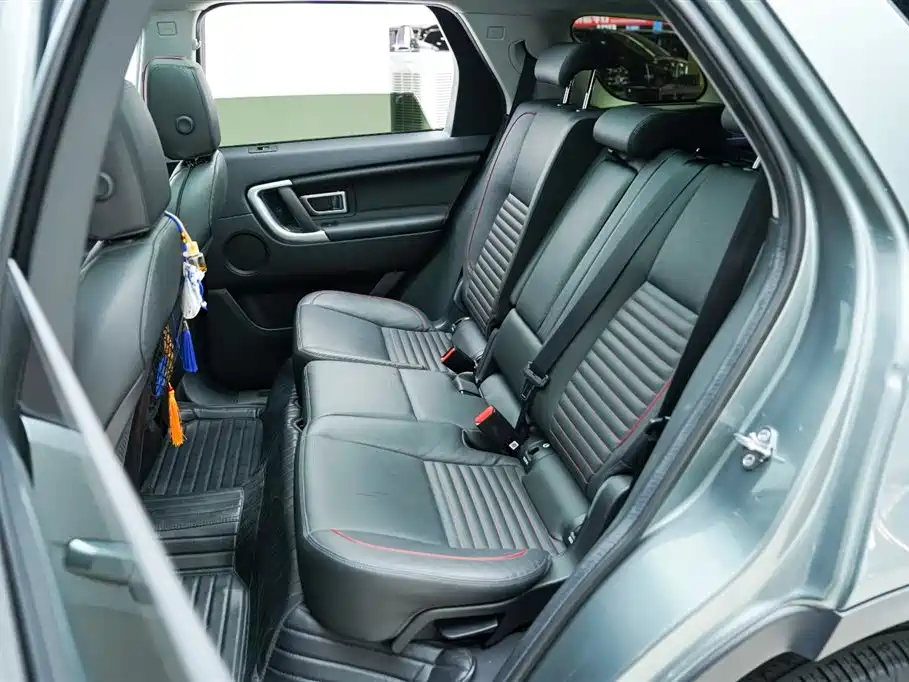 Land Rover Discovery Sport 2019 240PS SE Dynamic Edition China VI фото 4