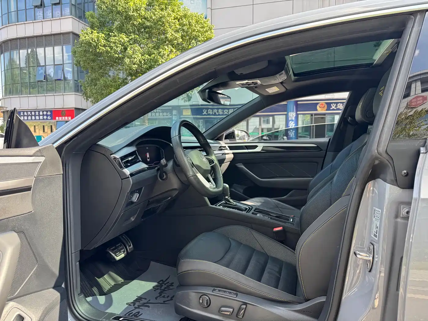Volkswagen FAW-Volkswagen CC 2021 380TSI Eye-catching Edition фото 10