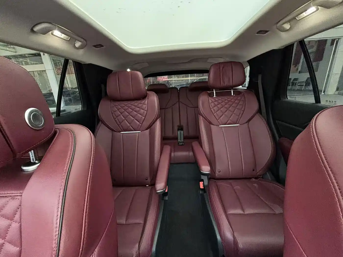 Hongqi E-HS9 2023 2022 690km Qi Xiang Edition (6-seater)