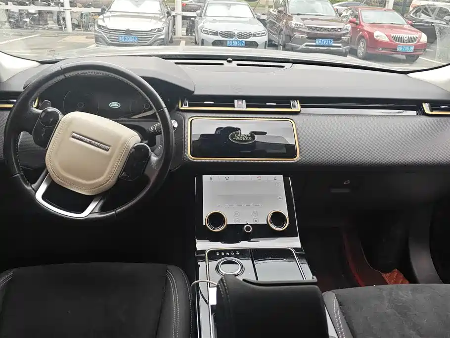 Land Rover Range Rover Velar 2020 P250 фото 12