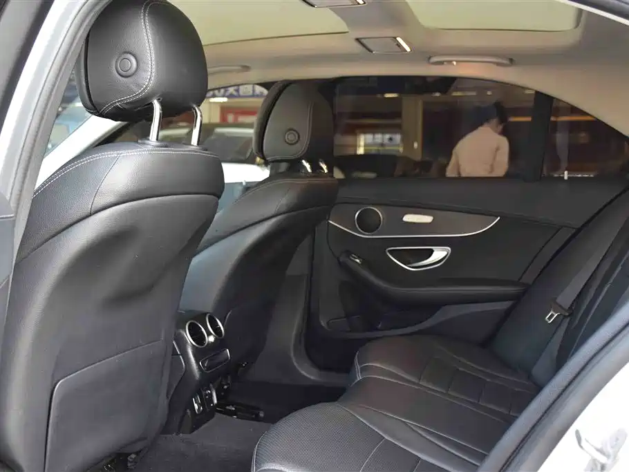 Mercedes-Benz C-Class 2021 C 260 L Sport Edition 4MATIC фото 10