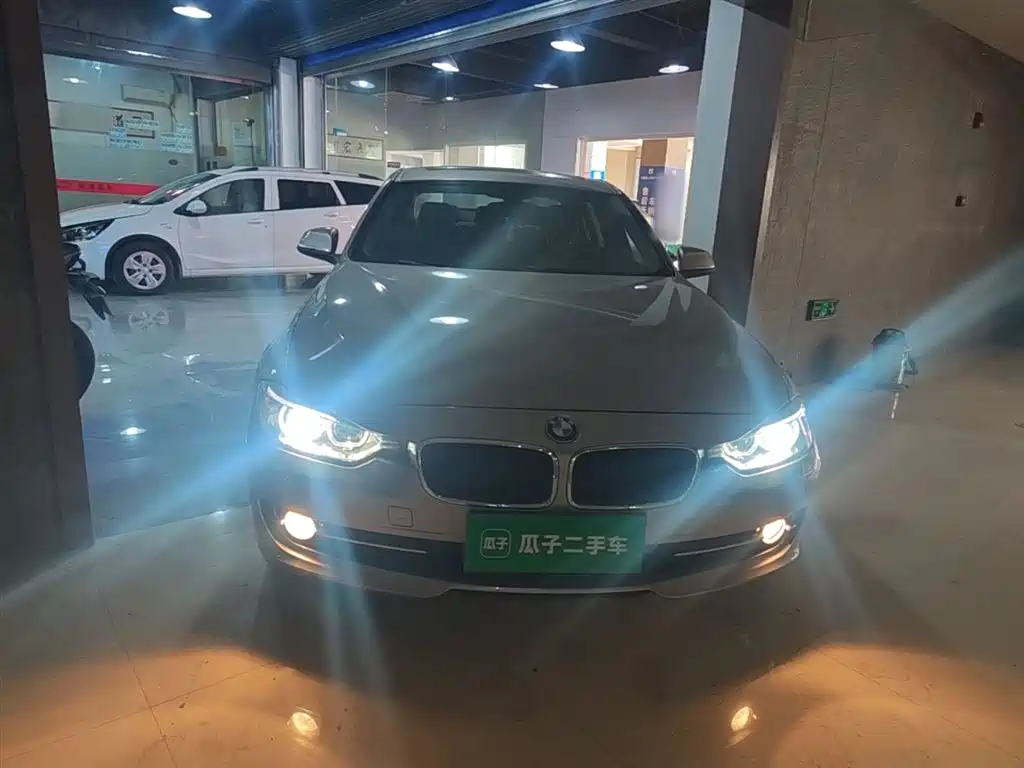 BMW 3 Series 2015 320Li Fashion фото 3