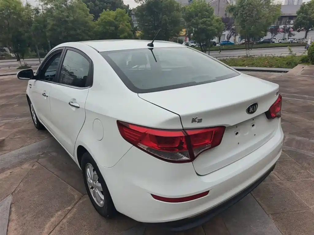 Kia K2 2015 Sedan 1.4L AT GLS фото 5