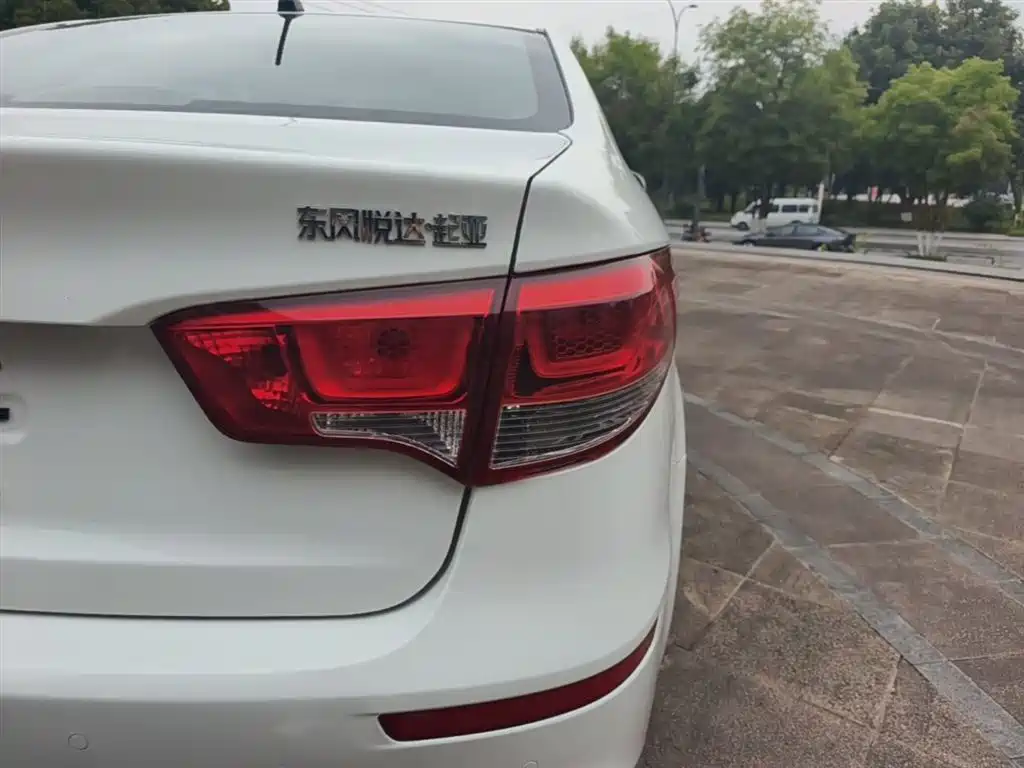 Kia K2 2015 Sedan 1.4L AT GLS фото 8