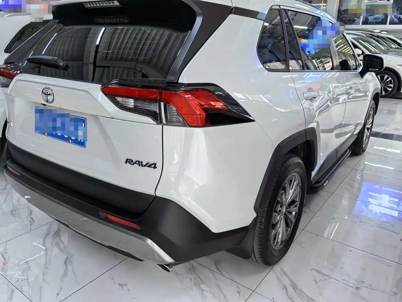 Toyota RAV4 Rongfang 2024 2.0L CVT FWD Style Plus Edition фото 6