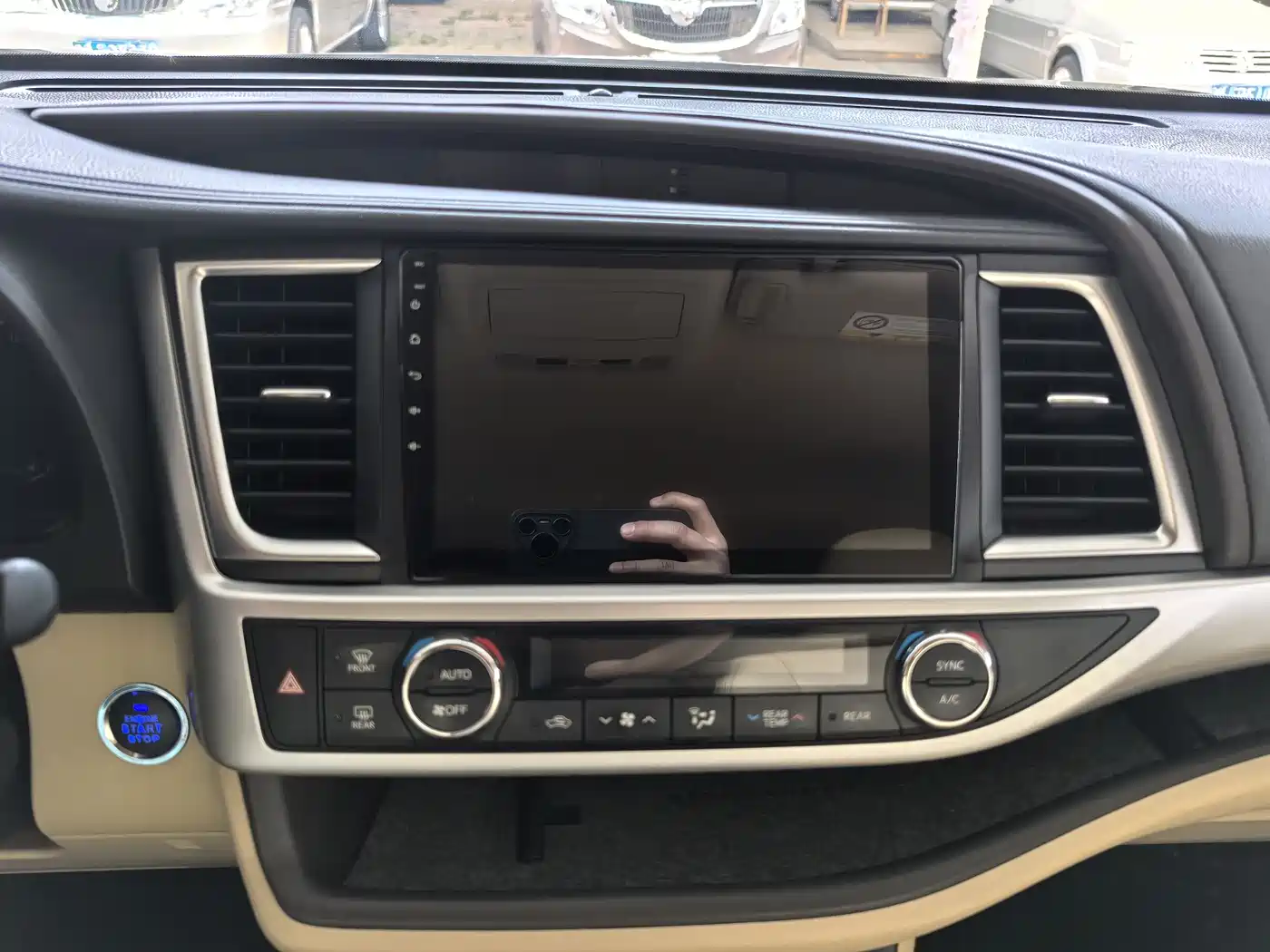 Toyota Highlander 2018 2.0T 4WD Elite 7-seater China VI фото 10