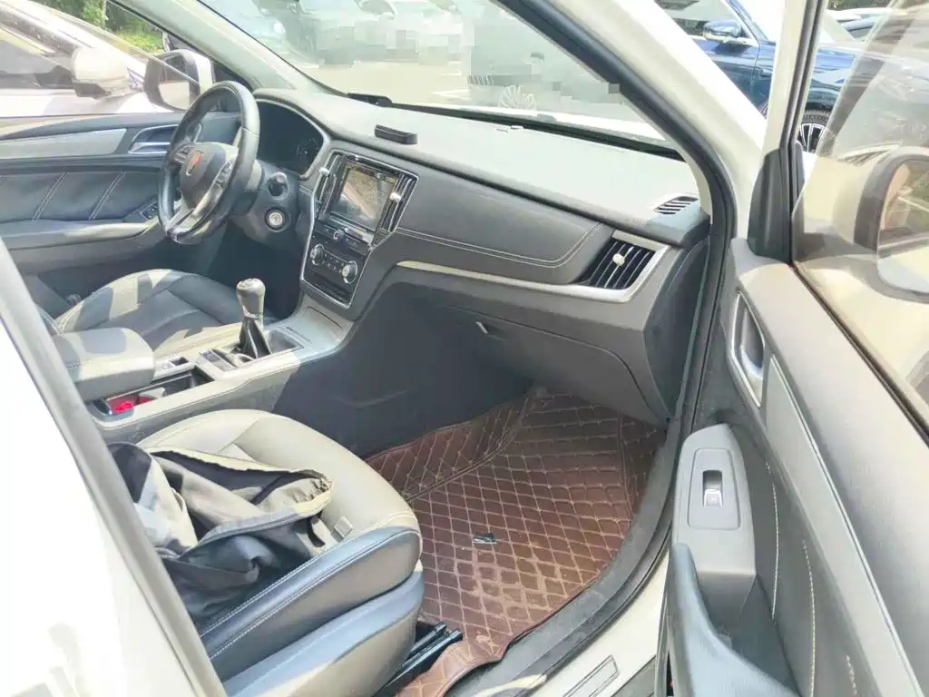 Photo 13 - Roewe RX5