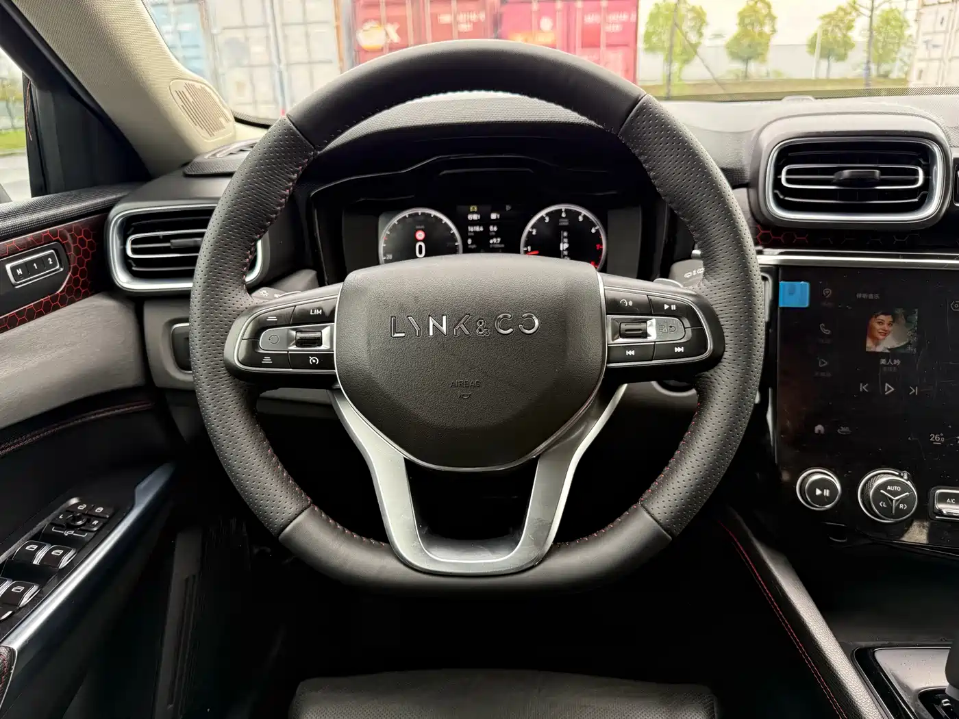 Lynk & Co 02 2019 High Energy Edition 2.0T Automatic 2WD Power Pro China VI фото 11
