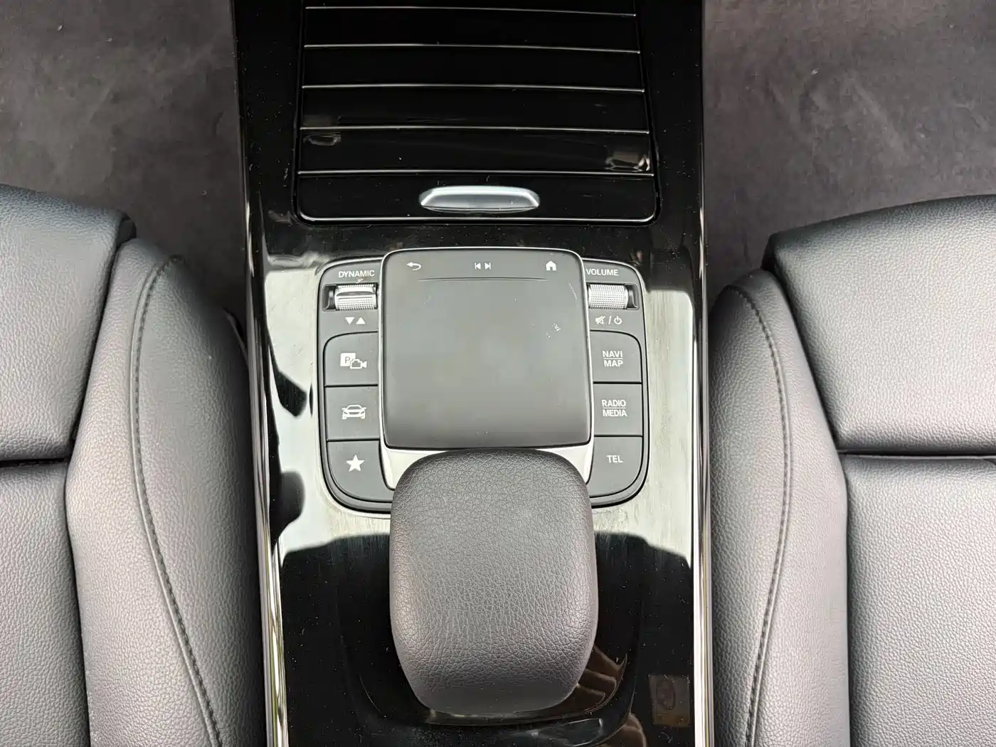 Mercedes-Benz A-Class 2020 A 200 L Sport Sedan фото 17