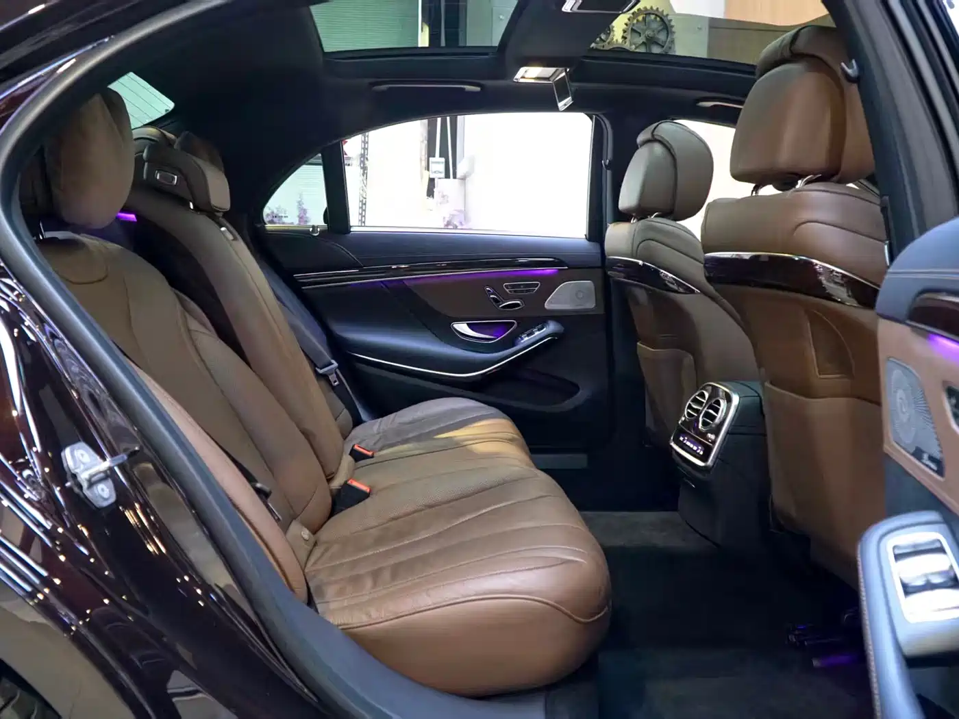Mercedes-Benz S-Class 2020 S 350 L Premium Edition Collector's Version фото 21