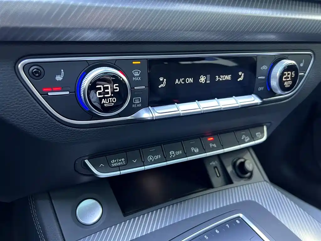 Audi Q5L 2020 45 TFSI Exclusive Fashion фото 14