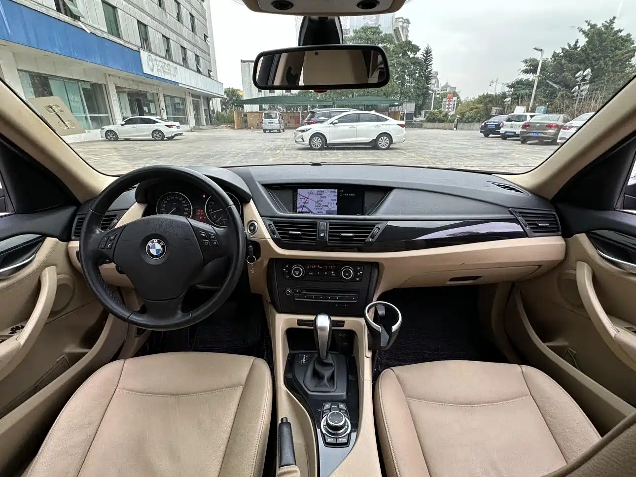 BMW X1 (Import) 2011 2010 xDrive25i