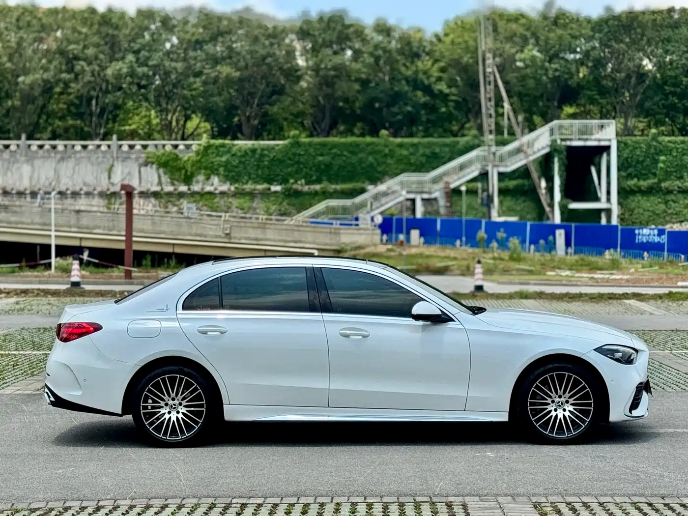 Mercedes-Benz C-Class 2024 Facelift C 260 L Sport фото 13