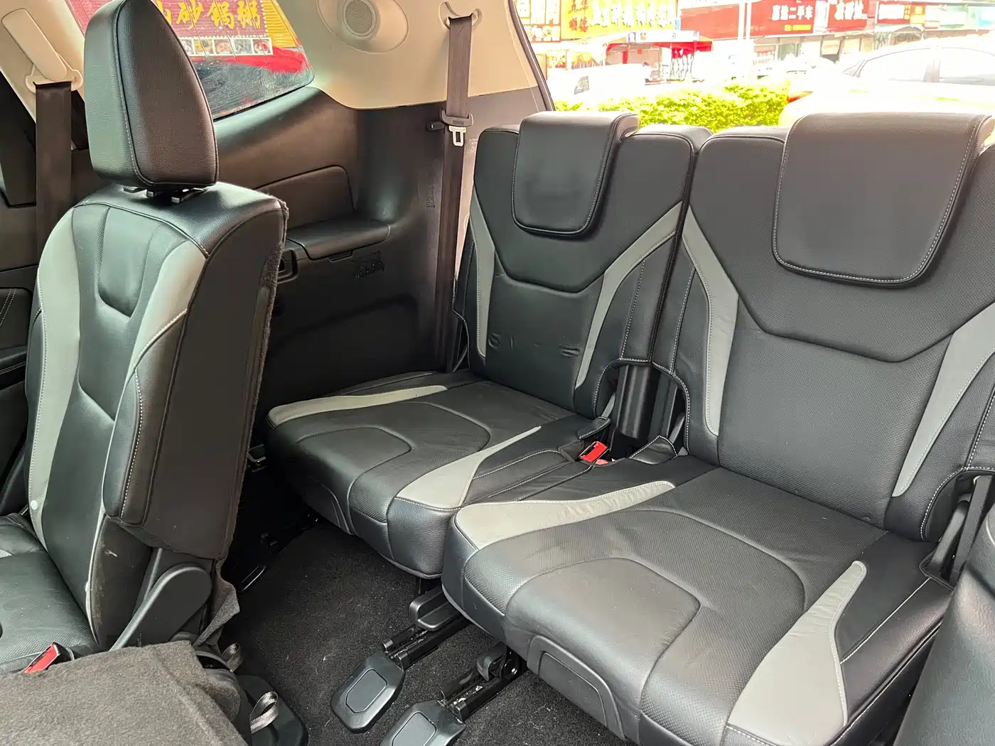 Фото 13 - Ford Edge