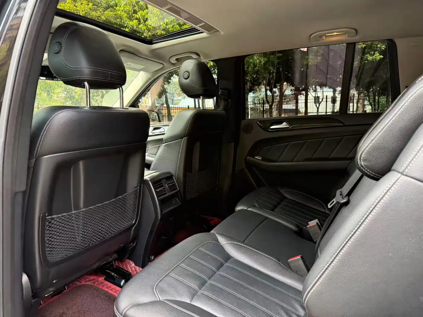 Mercedes-Benz GL-Class 2015 GL 400 4MATIC Luxury фото 30