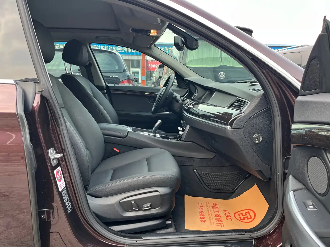 BMW 5 Series GT 2015 528i Leading фото 22