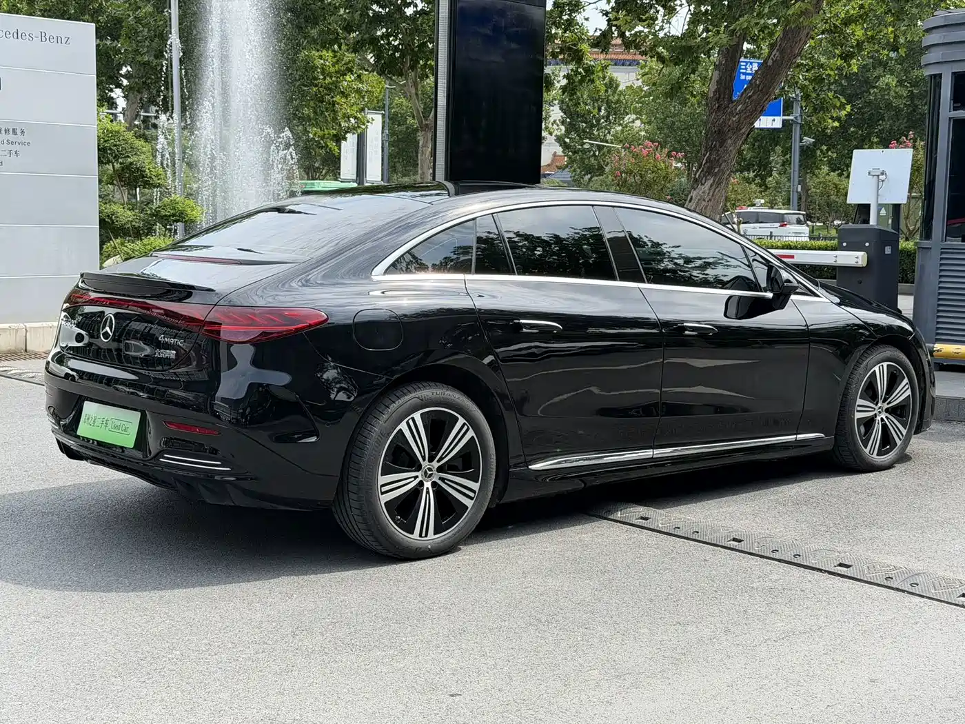 Mercedes-Benz EQE 2025 2025 Model 500 4MATIC Luxury Edition