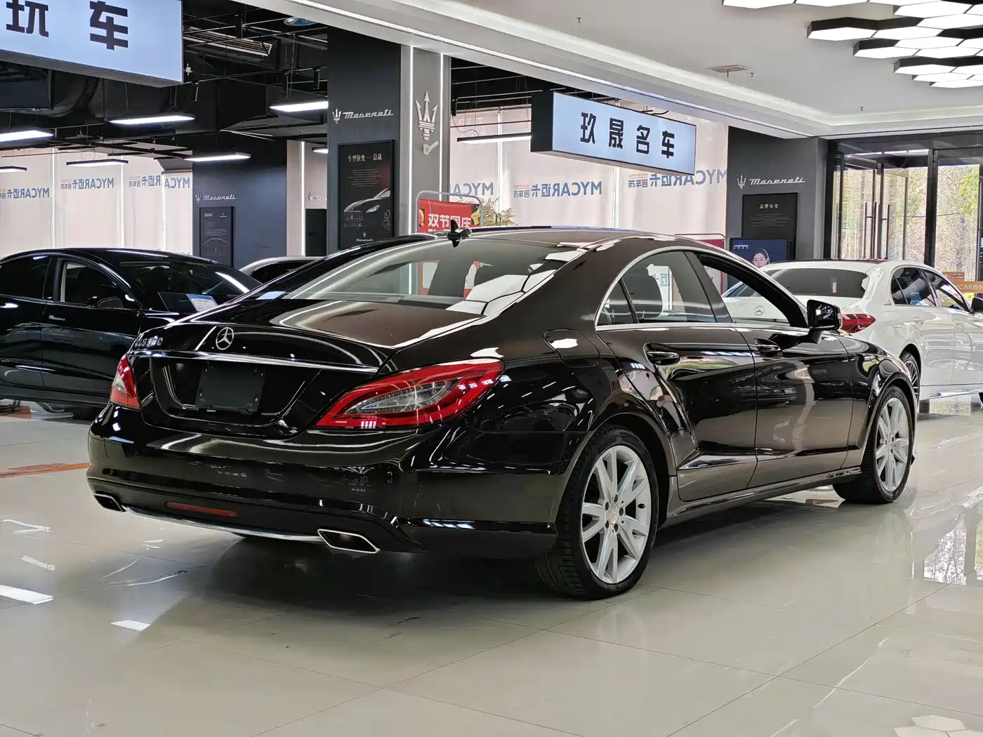 Mercedes-Benz CLS 2012 CLS 300 CGI фото 9