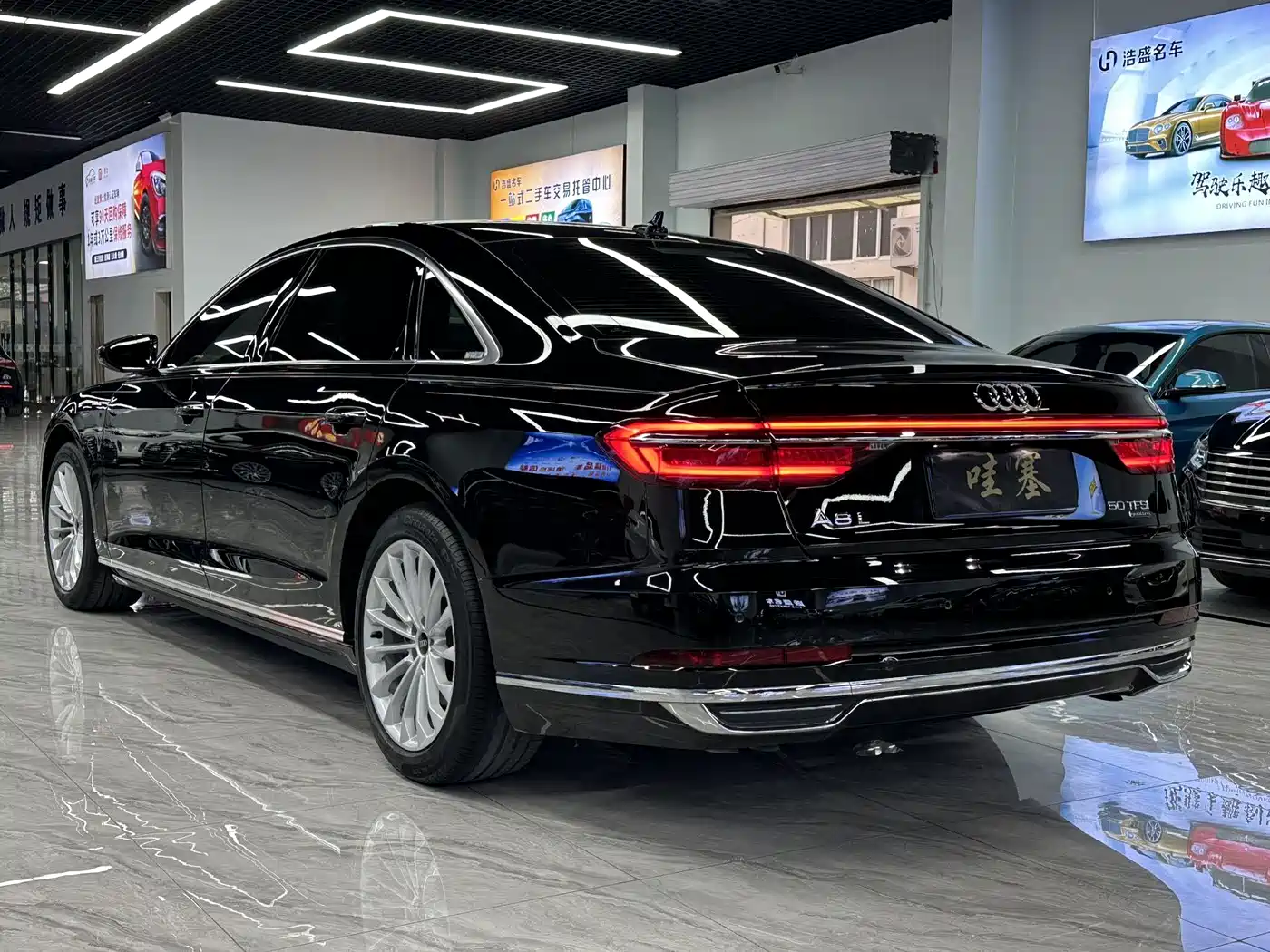 Audi A8 2019 Plus A8L 50 TFSI quattro Comfort фото 3