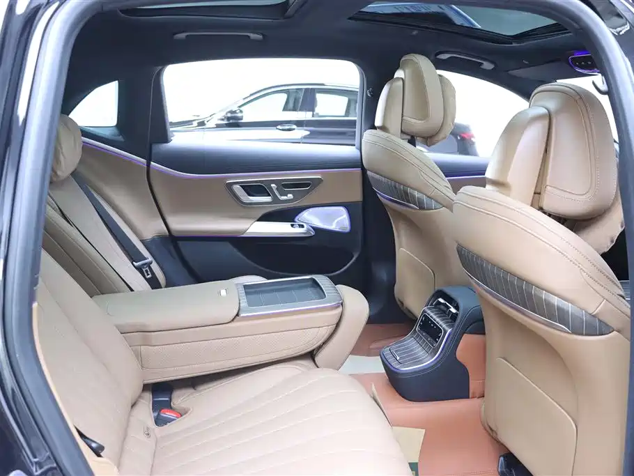 Mercedes-Benz E-Class 2025 Facelift E 300 L Luxury фото 16