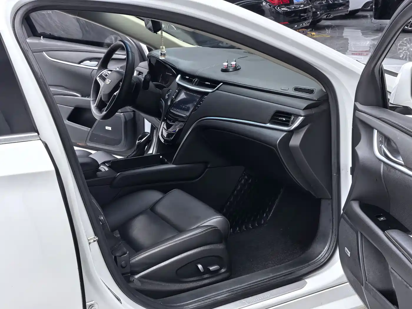 Cadillac XTS 2018 28T Technology фото 12