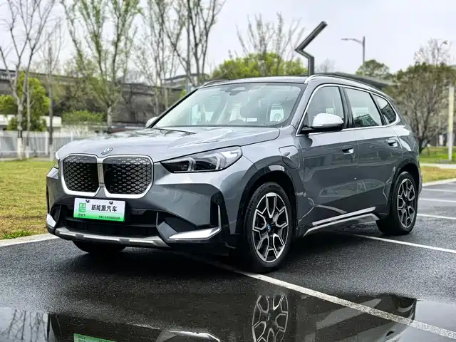 bmw ix1