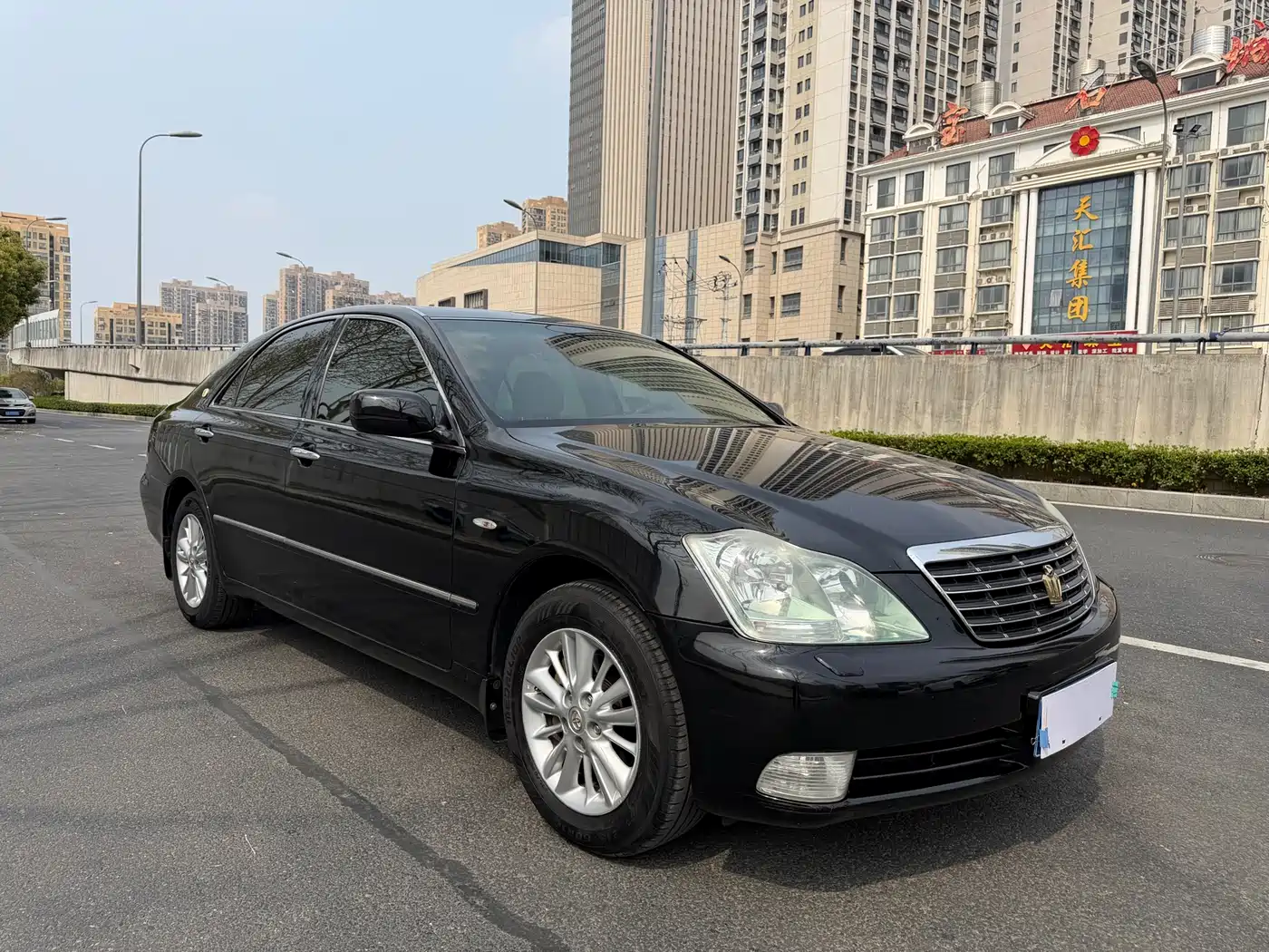 Toyota Crown 2008 2.5L 5th Anniversary Edition фото 3