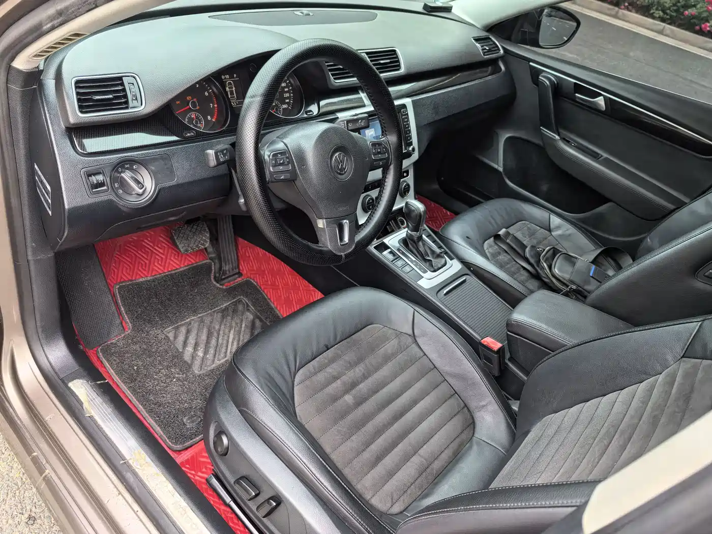 Volkswagen Magotan 2015 1.8TSI Luxury фото 4