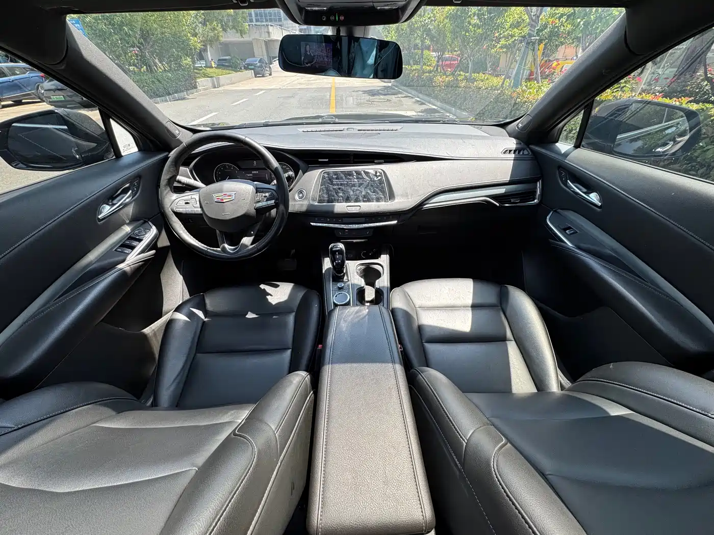 Cadillac XT4 2021 28T FWD Premium Edition фото 16