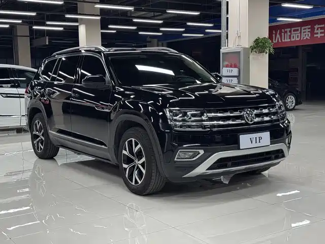 Volkswagen Teramont 2020 380TSI 4WD Luxury Edition China VI — фото 3