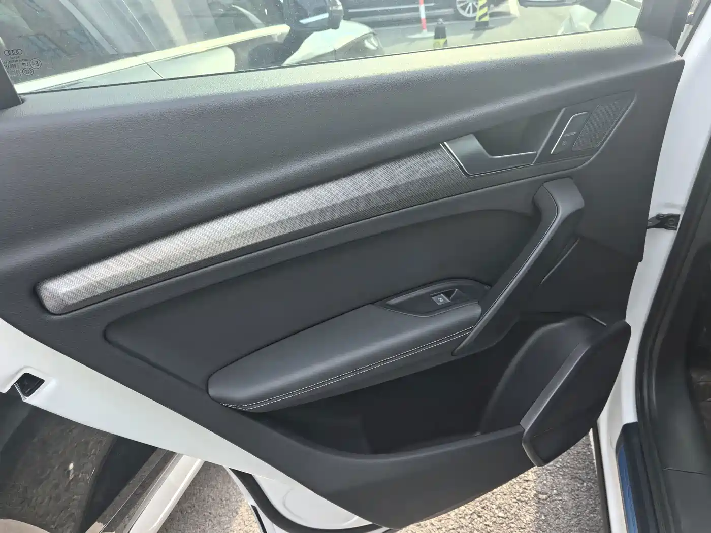 Фото 20 - Audi Q5L