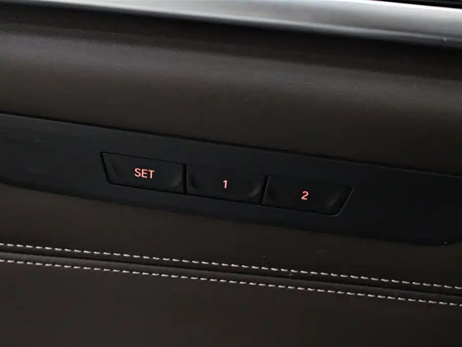 BMW 5 SERIES NEW ENERGY