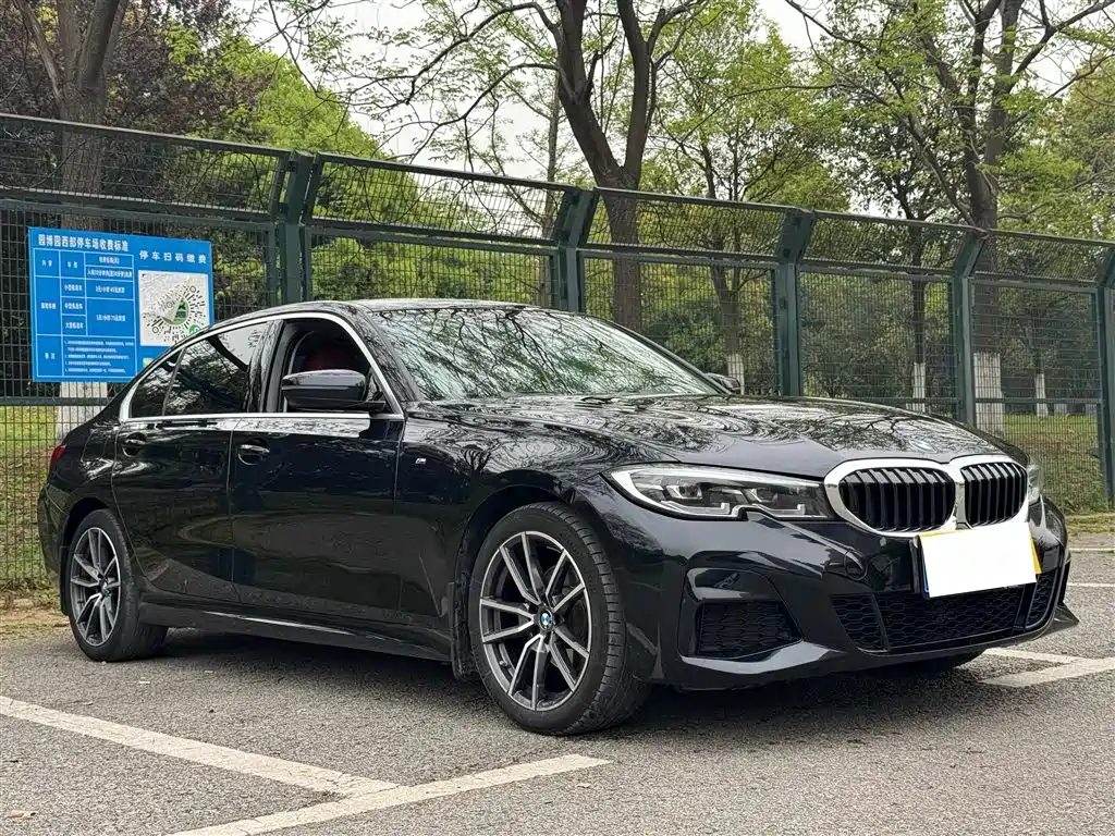 BMW 3 Series 2021 320Li M Sport Package фото 9