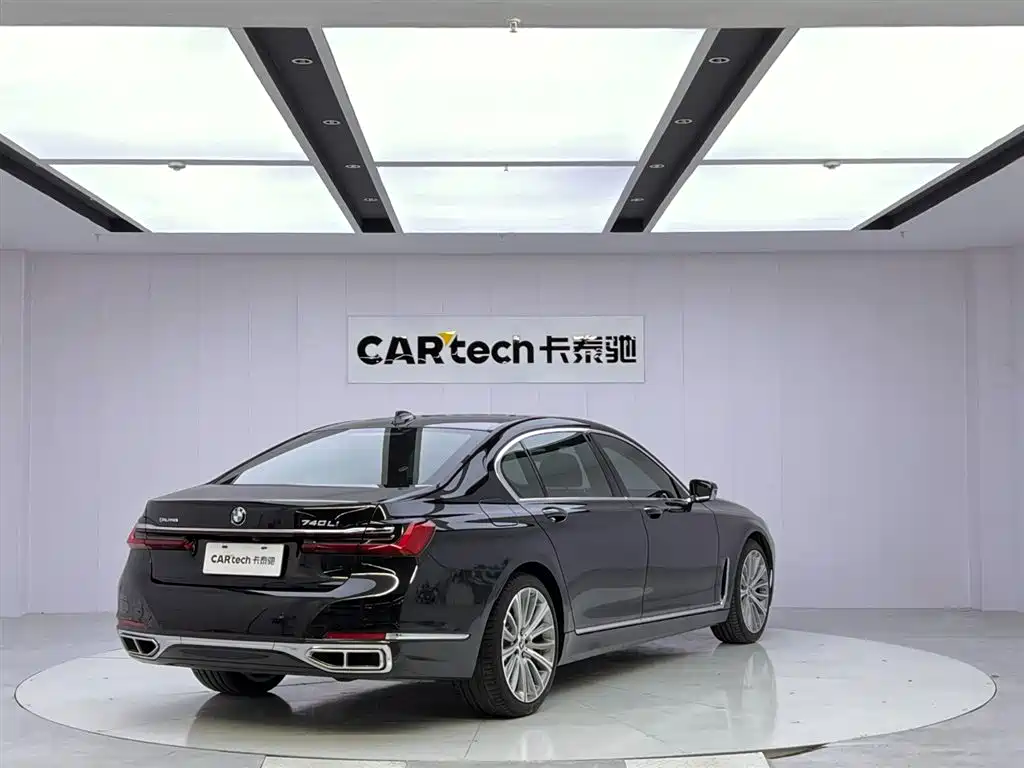 BMW 7 Series 2019 740Li Leading Luxury Package фото 5