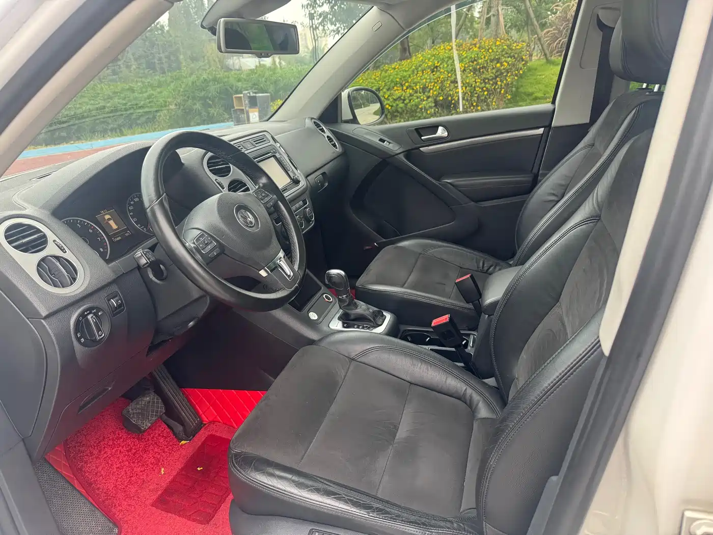 Volkswagen Tiguan 2013 2.0TSI Automatic AWD Flagship Edition фото 10