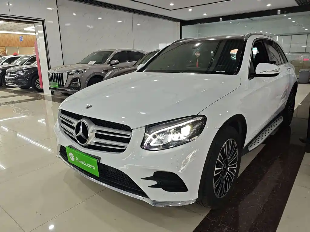 Фото 1 - Mercedes-Benz GLC