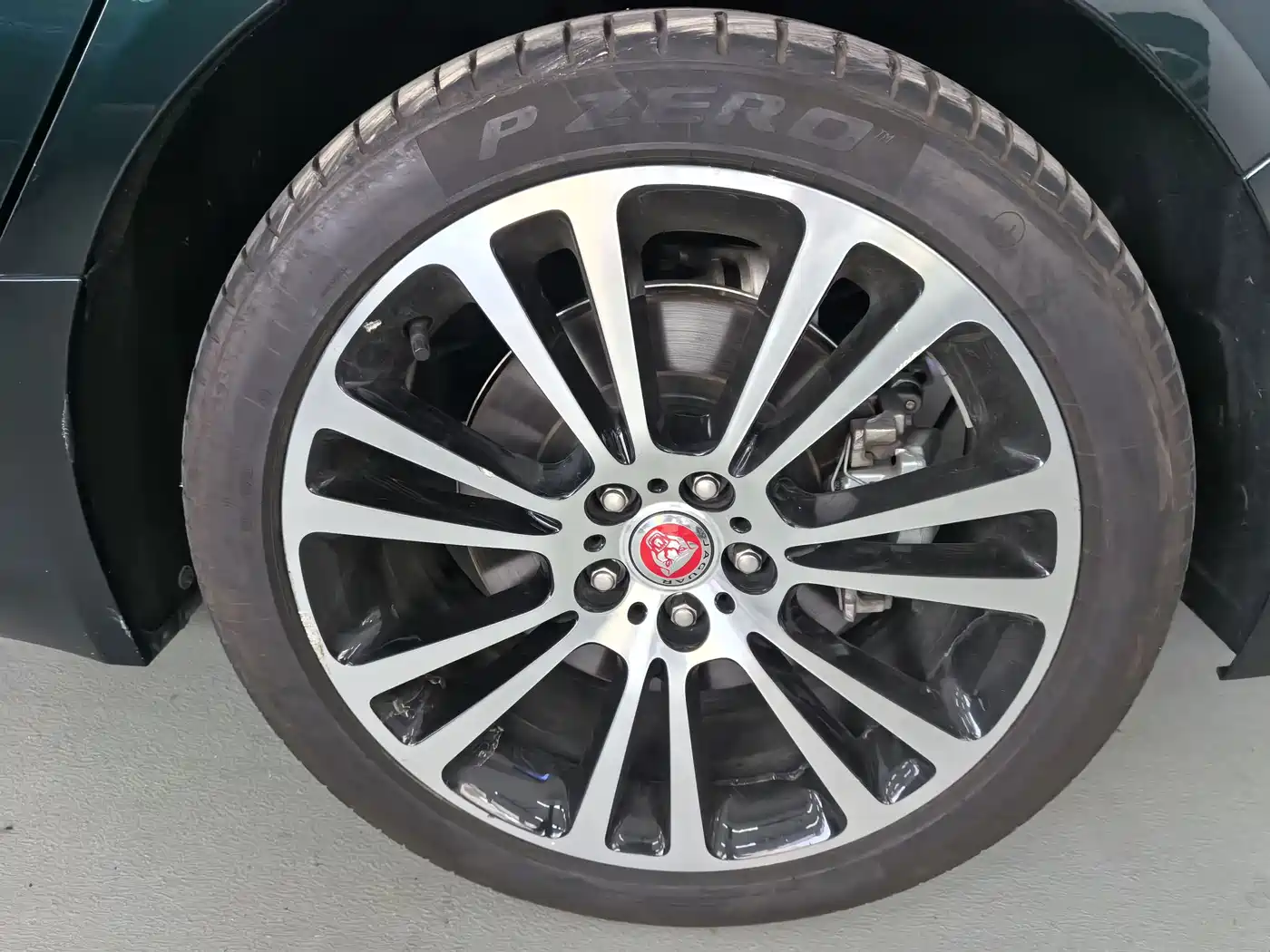 Jaguar XFL 2025 2025 2.0T P250 FWD Luxury Edition