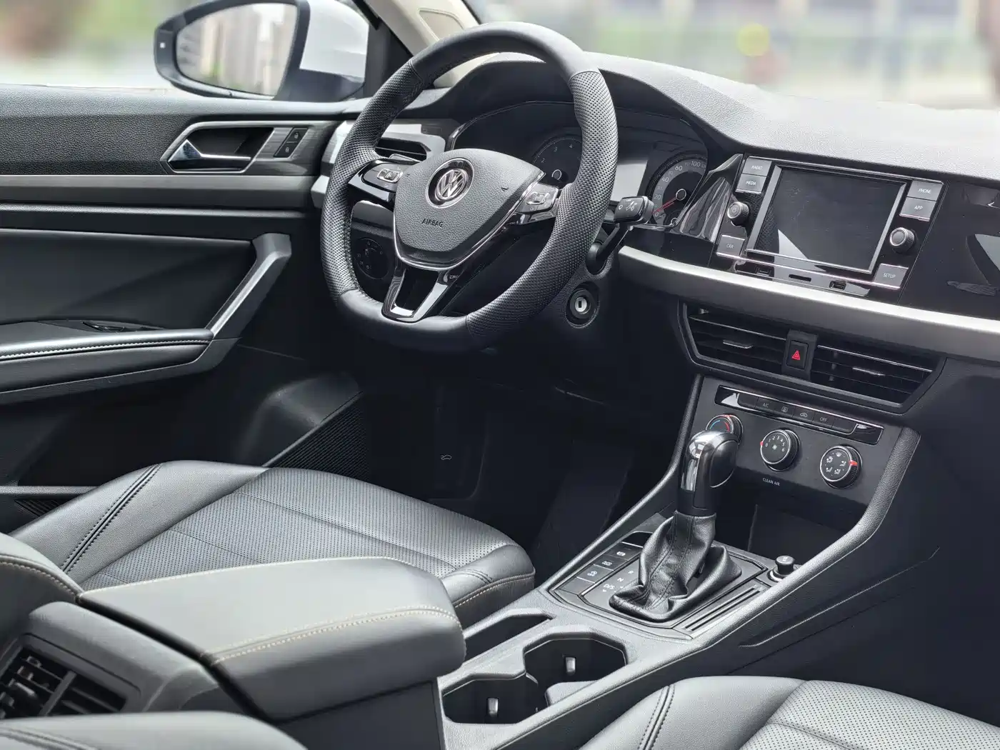 Volkswagen Lavida 2019 1.5L Automatic Comfort Edition China VI фото 10