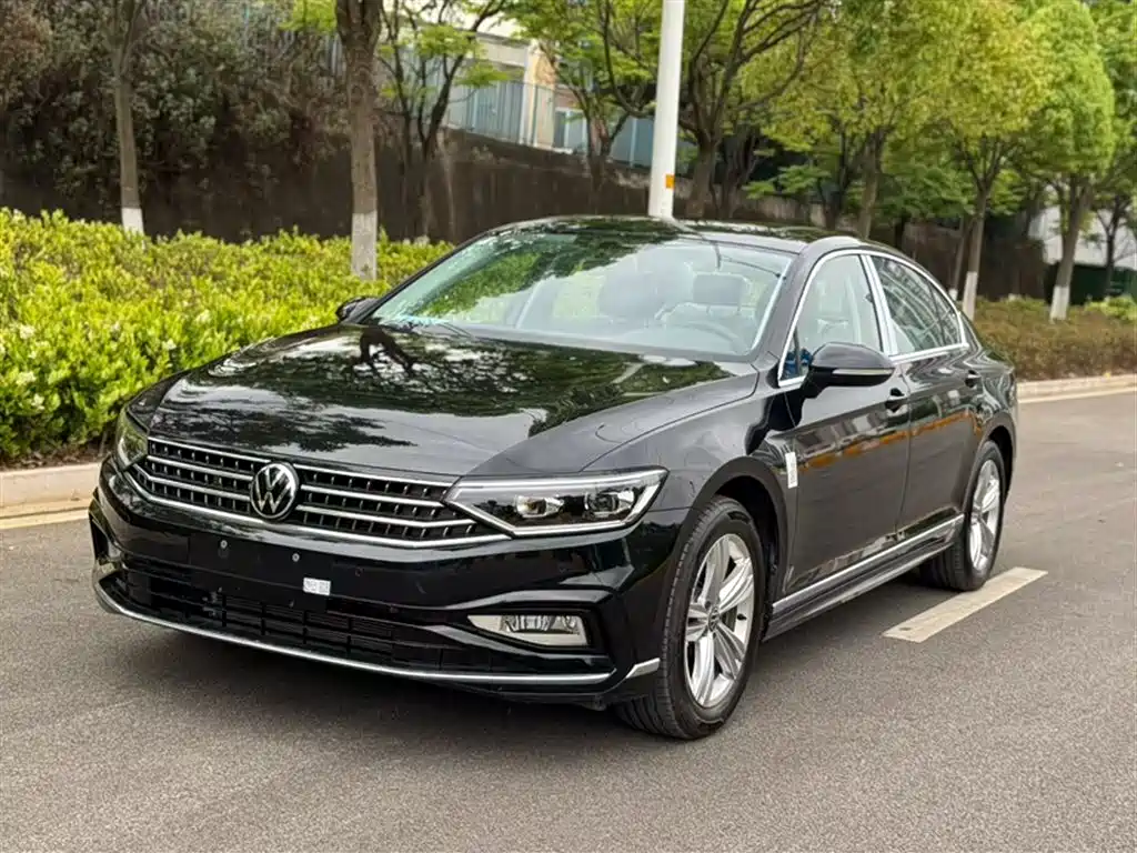 Volkswagen Magotan 2023 2 Million Units Commemorative Edition 280TSI DSG Comfort