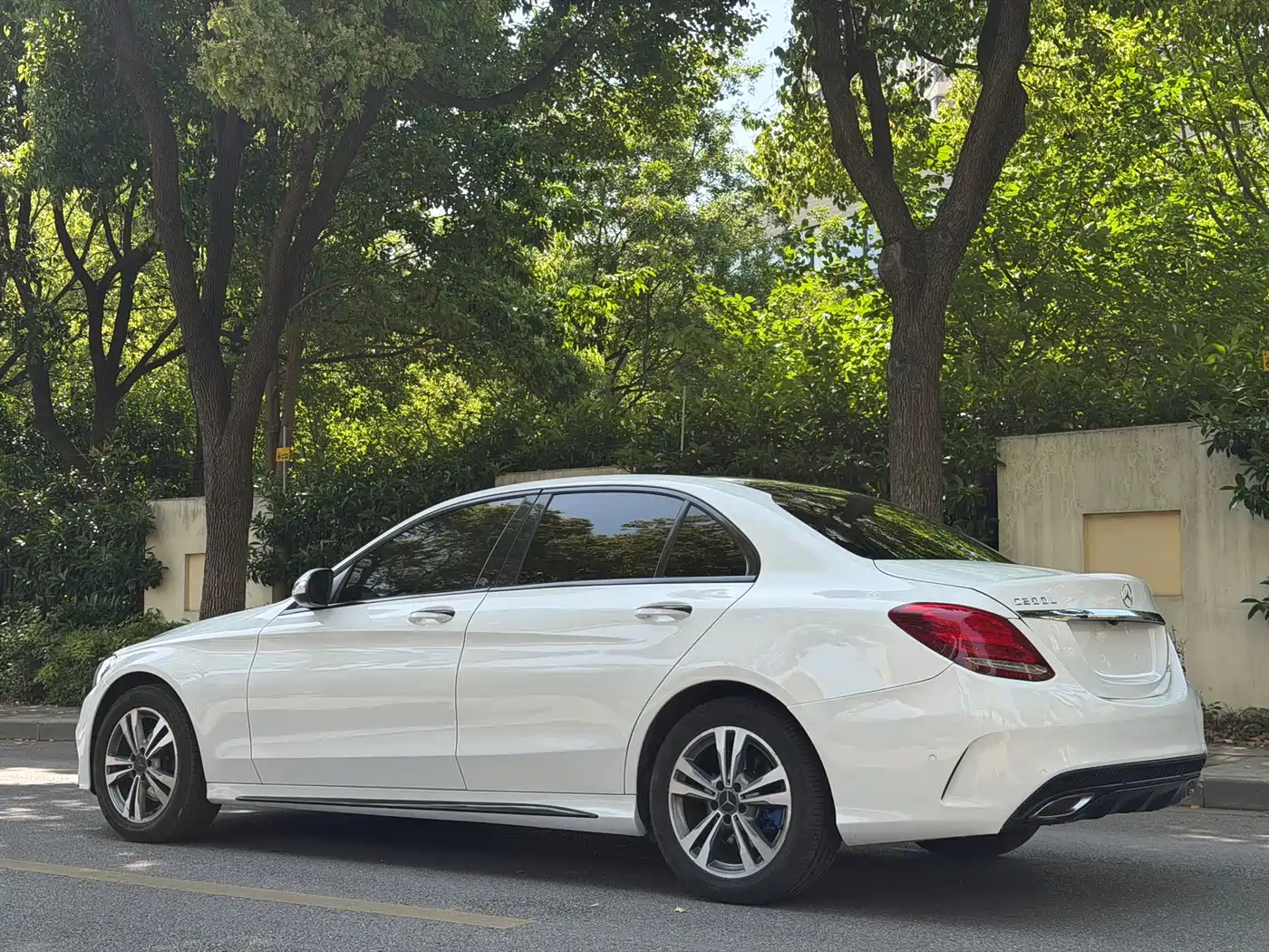 Mercedes-Benz C-Class 2015 Facelift C 200 L Sport фото 5