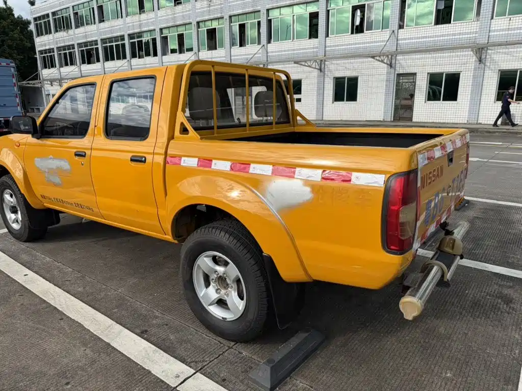 Nissan D22 2015 2013 2.4L Gasoline 4WD Premium