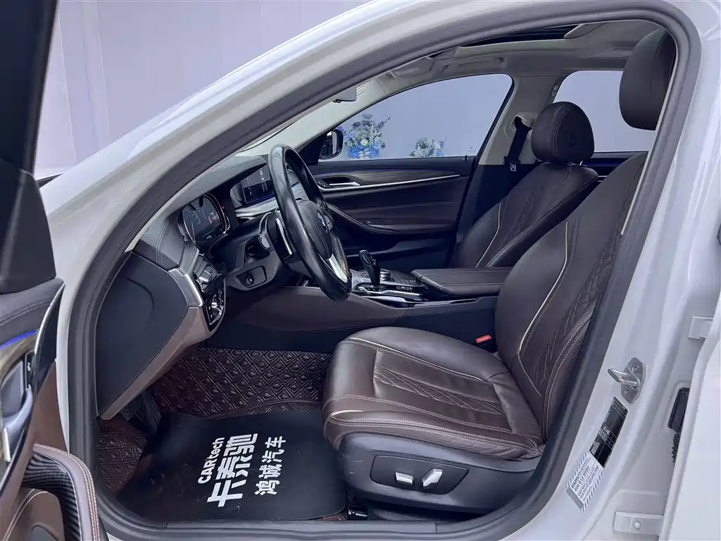 BMW 5 Series 2018 530Li Leading Luxury Package фото 18