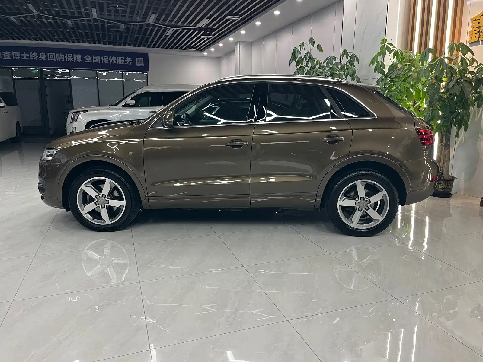 Фото 3 - Audi Q3