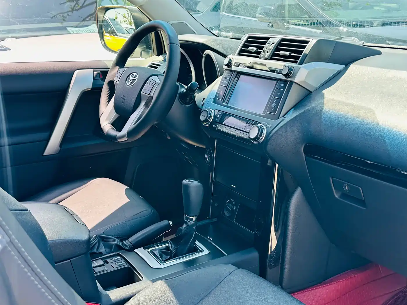 Toyota Prado 2016 2.7L Auto Standard Edition фото 24
