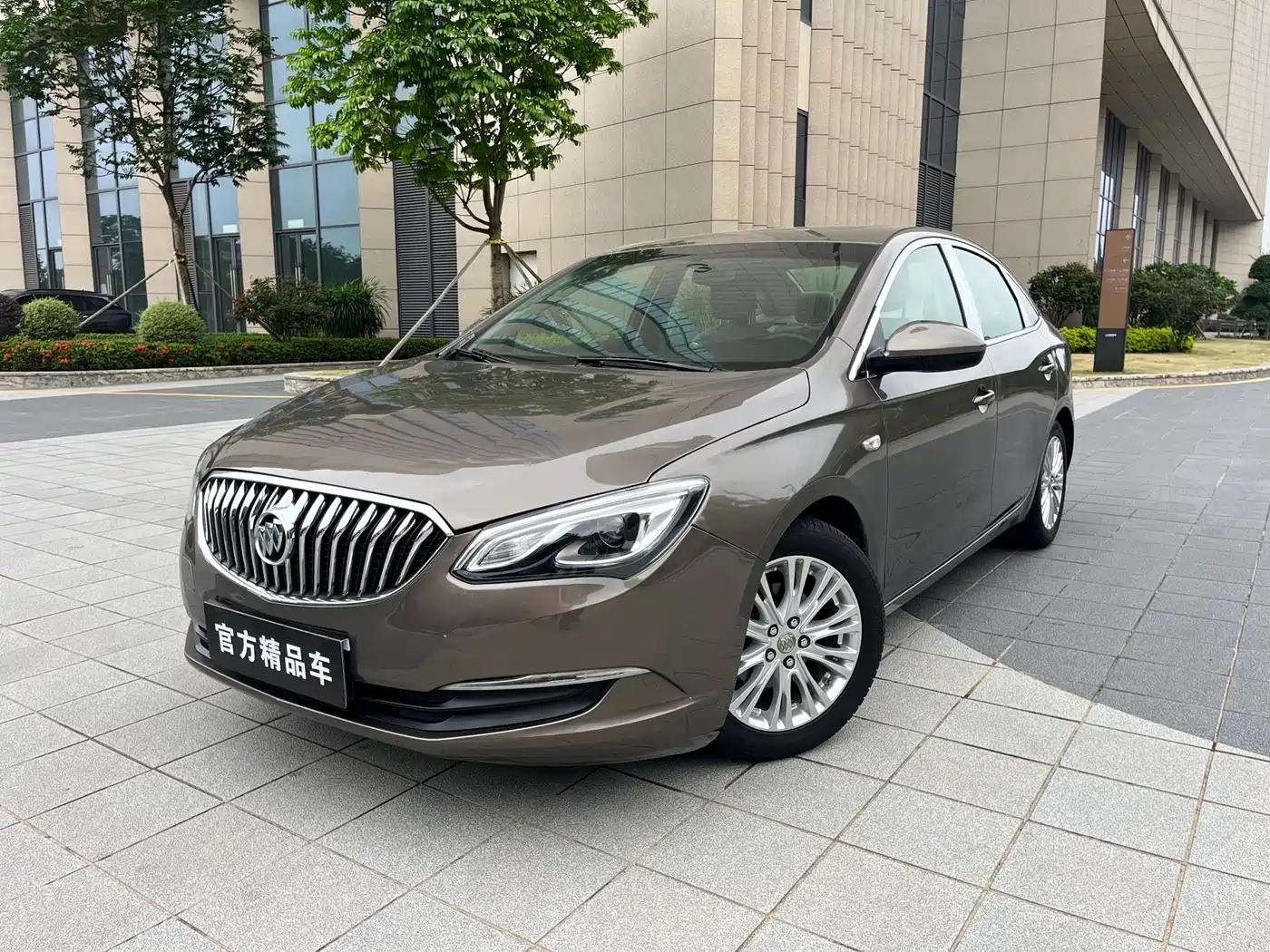 Фото 1 - Buick Excelle