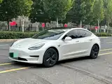 Фото 1 - Tesla Model 3